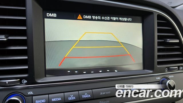 Hyundai AVANTE 2018 — photo 15