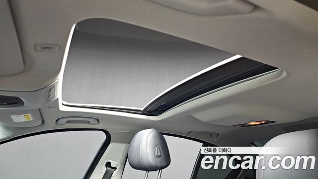 BMW 5-Series 2016 — photo 19