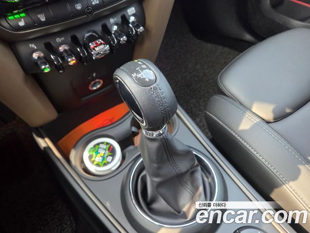 Mini Countryman 2019 — photo 9