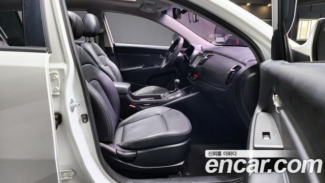 Kia Sportage 2013 — photo 10