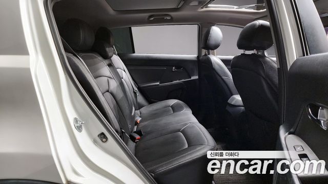 Kia Sportage 2013 — photo 12