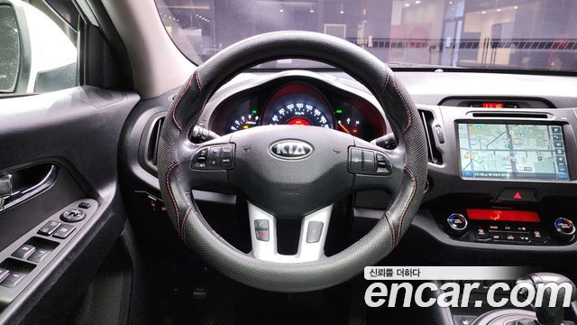 Kia Sportage 2013 — photo 14