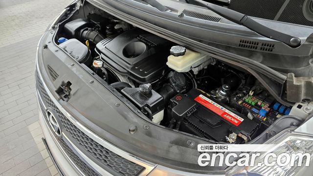 Hyundai Starex 2012 — photo 6
