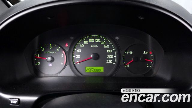 Hyundai Starex 2012 — photo 8