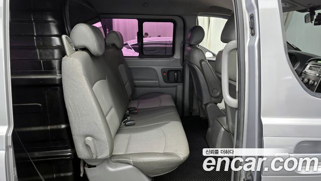 Hyundai Starex 2012 — photo 12