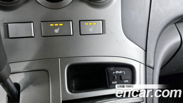 Hyundai Starex 2012 — photo 15