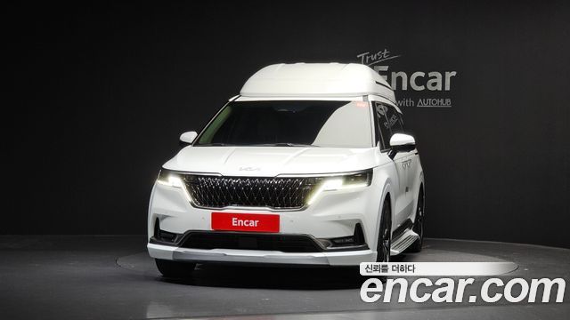 Kia Canival 2023 — photo 3