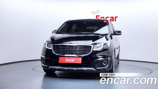 Kia Canival 2015 — photo 3