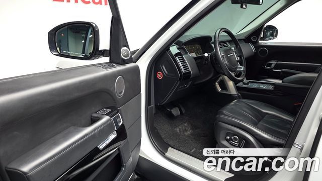 Land Rover Range Rover 2016 — photo 11