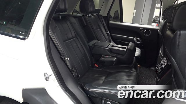 Land Rover Range Rover 2016 — photo 12