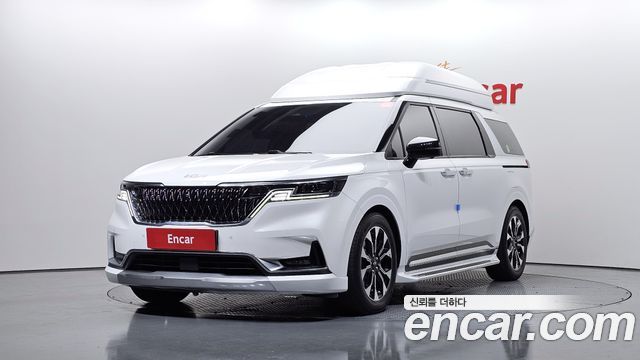 Kia Canival 2021 — photo 1
