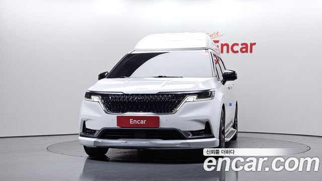 Kia Canival 2021 — photo 3