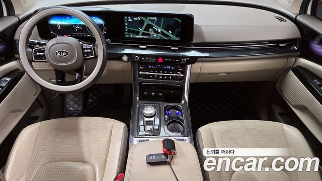 Kia Canival 2021 — photo 7
