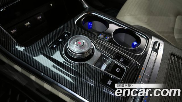 Kia Canival 2021 — photo 9