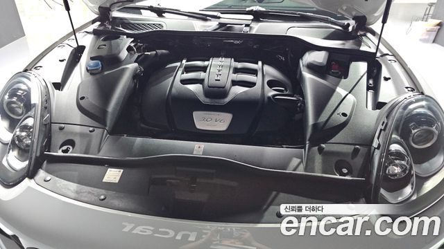 Porsche Cayenne 2017 — photo 6