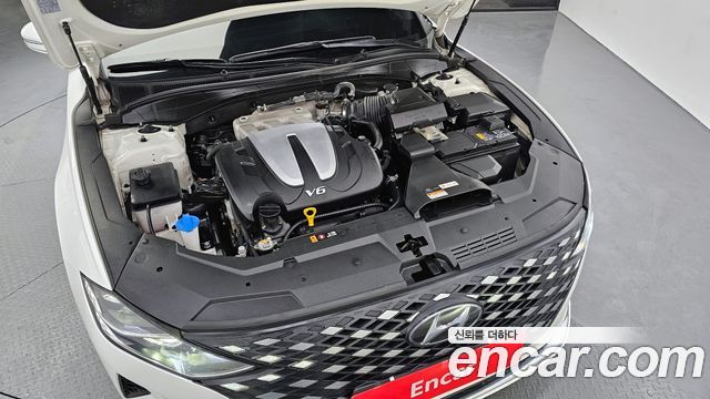 Hyundai Grandeur 2022 — photo 6