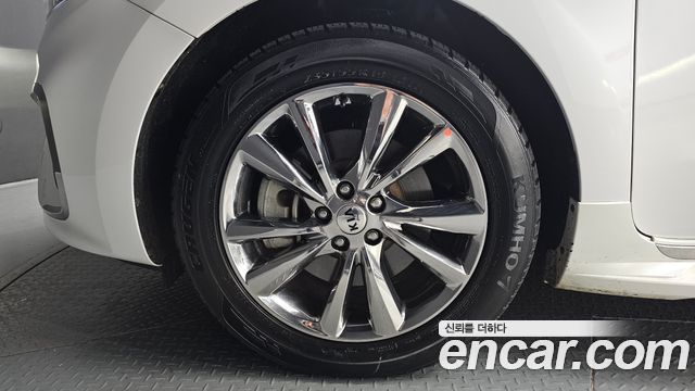 Kia Canival 2019 — photo 5