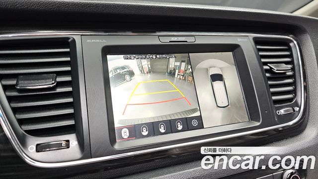 Kia Canival 2019 — photo 15