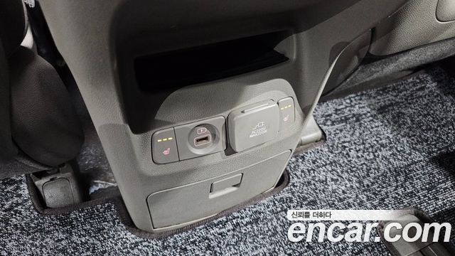 Kia Canival 2019 — photo 19