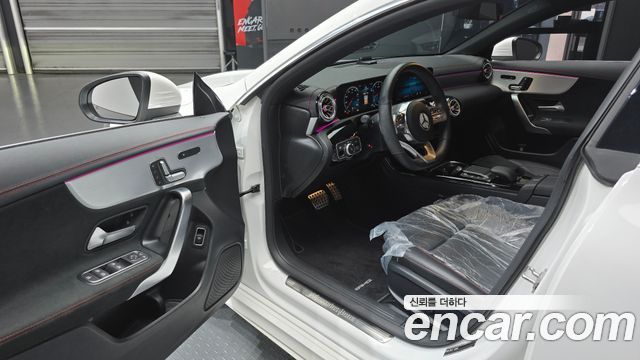 Mercedes-Benz CLA-Class 2021 — photo 11