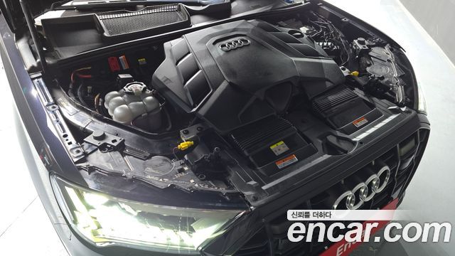 Audi Q7 2021 — photo 6