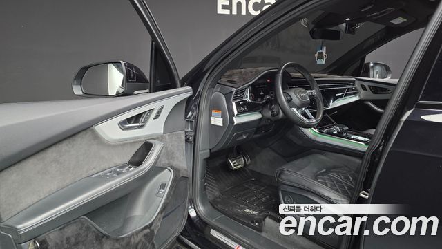 Audi Q7 2021 — photo 10