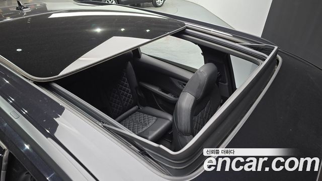 Audi Q7 2021 — photo 18