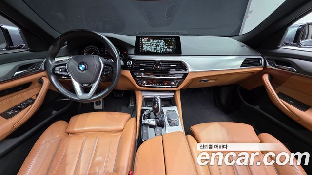 BMW 5-Series 2018 — photo 7