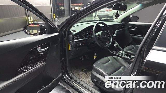 Kia Niro 2021 — photo 10