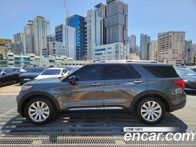 Ford Explorer 2020 — photo 3