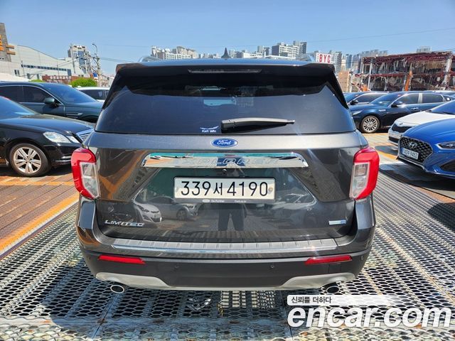 Ford Explorer 2020 — photo 5