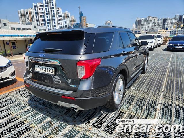 Ford Explorer 2020 — photo 6