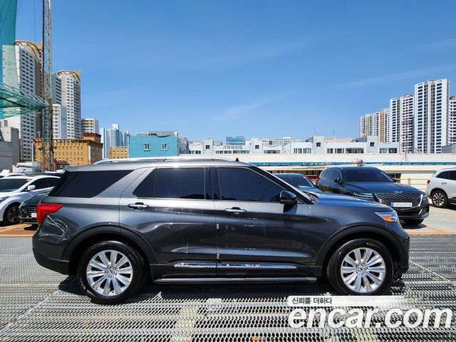Ford Explorer 2020 — photo 7