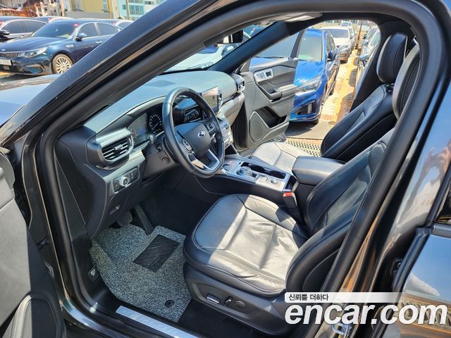 Ford Explorer 2020 — photo 12