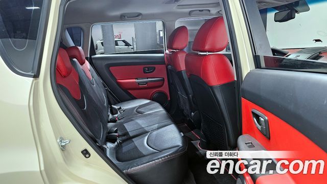 Kia Soul 2009 — photo 12