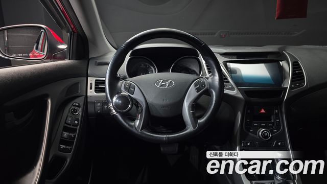 Hyundai AVANTE 2015 — photo 13
