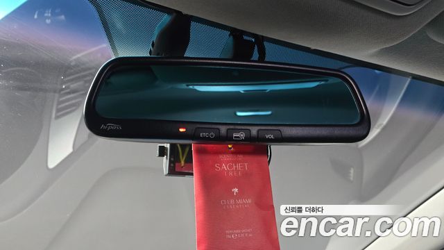 Hyundai AVANTE 2015 — photo 19