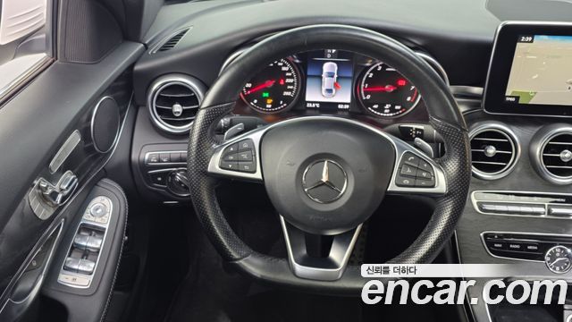 Mercedes-Benz C-Class 2018 — photo 19