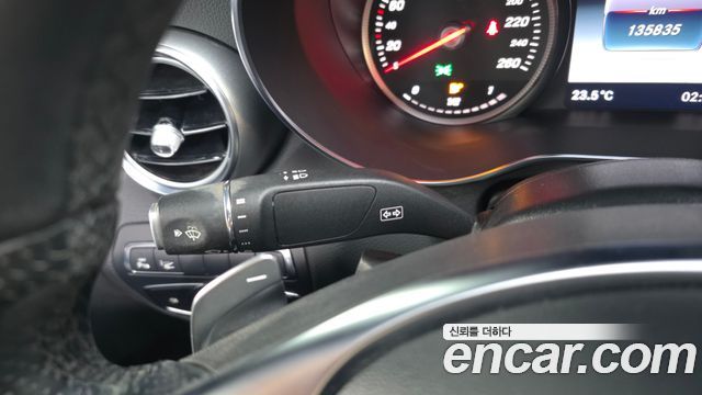 Mercedes-Benz C-Class 2018 — photo 34
