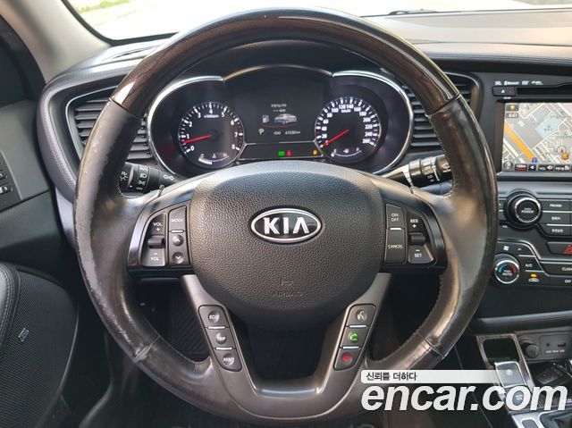 Kia K5 2013 — photo 9
