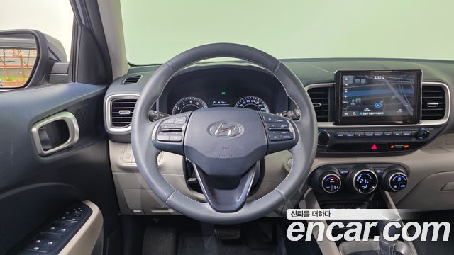 Hyundai Venue 2022 — photo 13
