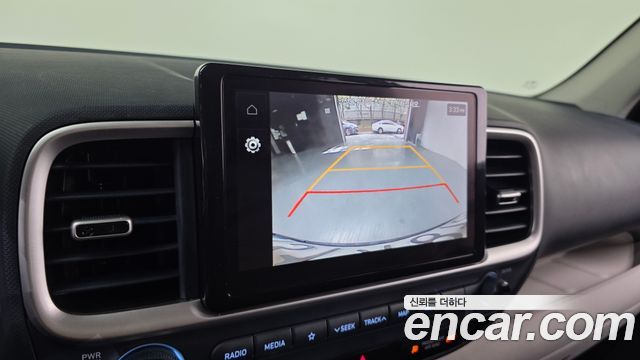 Hyundai Venue 2022 — photo 15