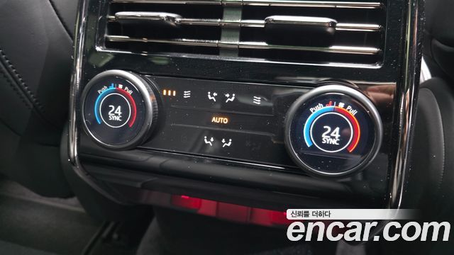 Land Rover Range Rover Sport 2025 — photo 17