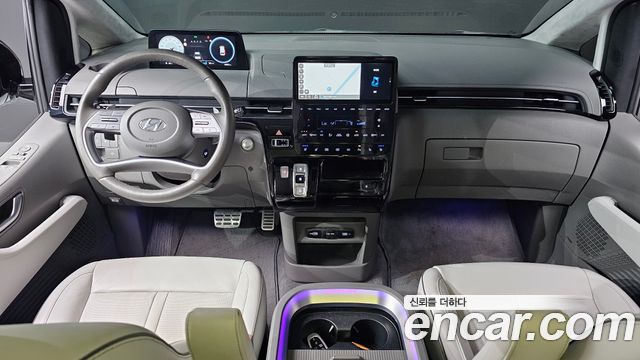 Hyundai Staria 2023 — photo 10