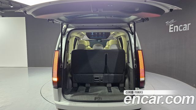 Hyundai Staria 2023 — photo 26