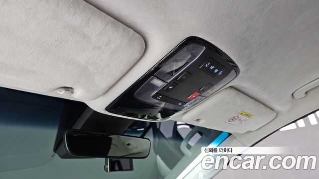 Hyundai Staria 2023 — photo 28