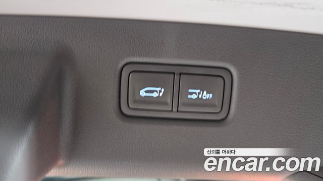 Hyundai Staria 2023 — photo 30