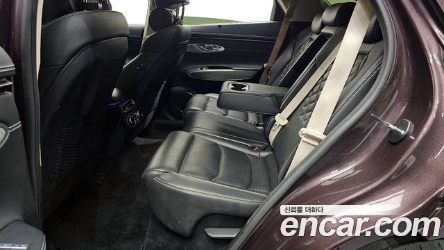 Genesis GV70 2022 — photo 17