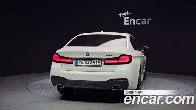 BMW 5-Series 2021 — photo 4