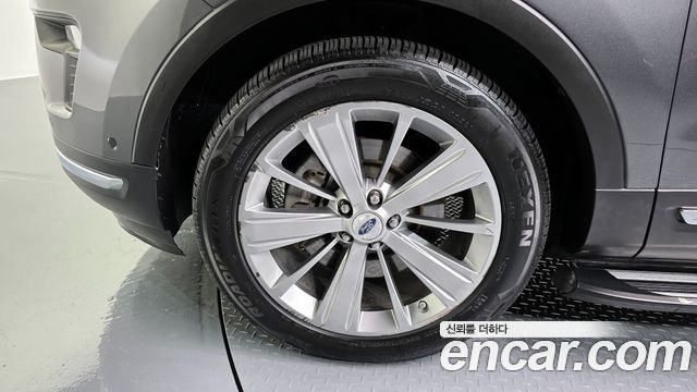 Ford Explorer 2018 — photo 5